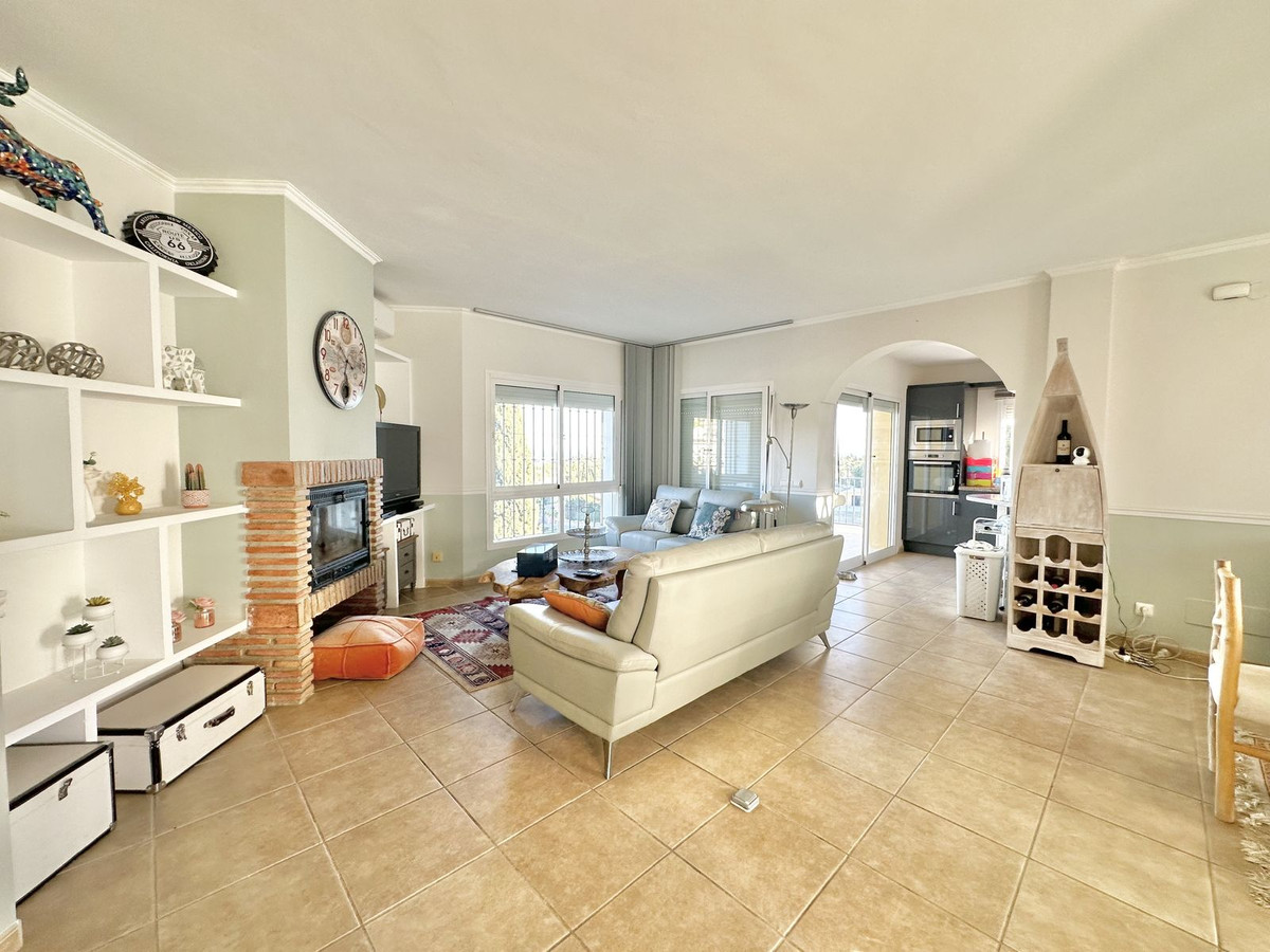 4 Bed Townhouse for sale in Mijas Costa Costa Del Sol, Málaga, Spain