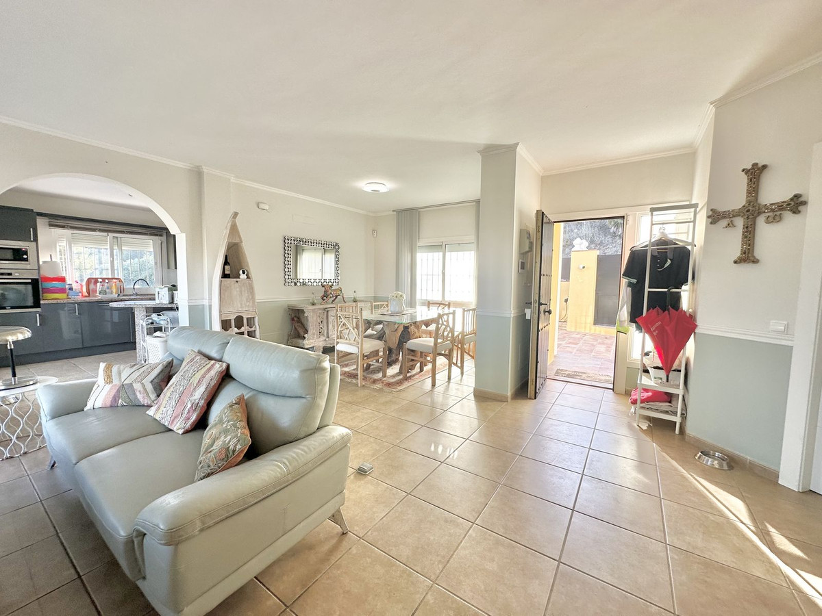 4 Bed Townhouse for sale in Mijas Costa Costa Del Sol, Málaga, Spain
