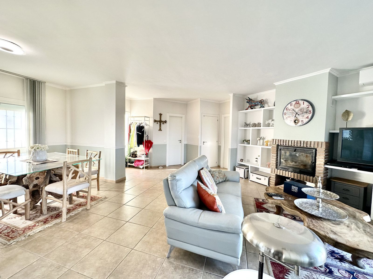 4 Bed Townhouse for sale in Mijas Costa Costa Del Sol, Málaga, Spain