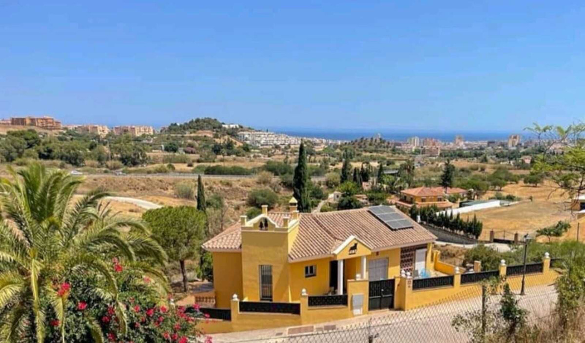 4 Bed Townhouse for sale in Mijas Costa Costa Del Sol, Málaga, Spain