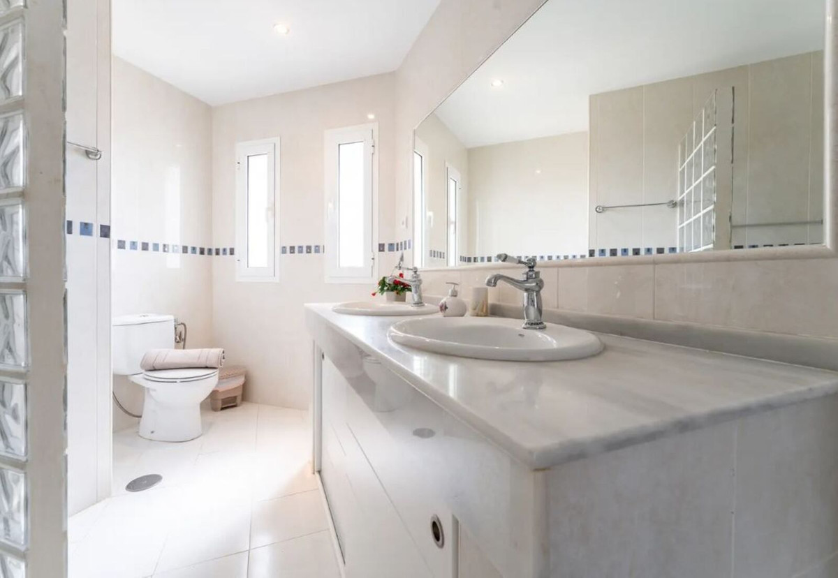 4 Bed Townhouse for sale in Mijas Costa Costa Del Sol, Málaga, Spain