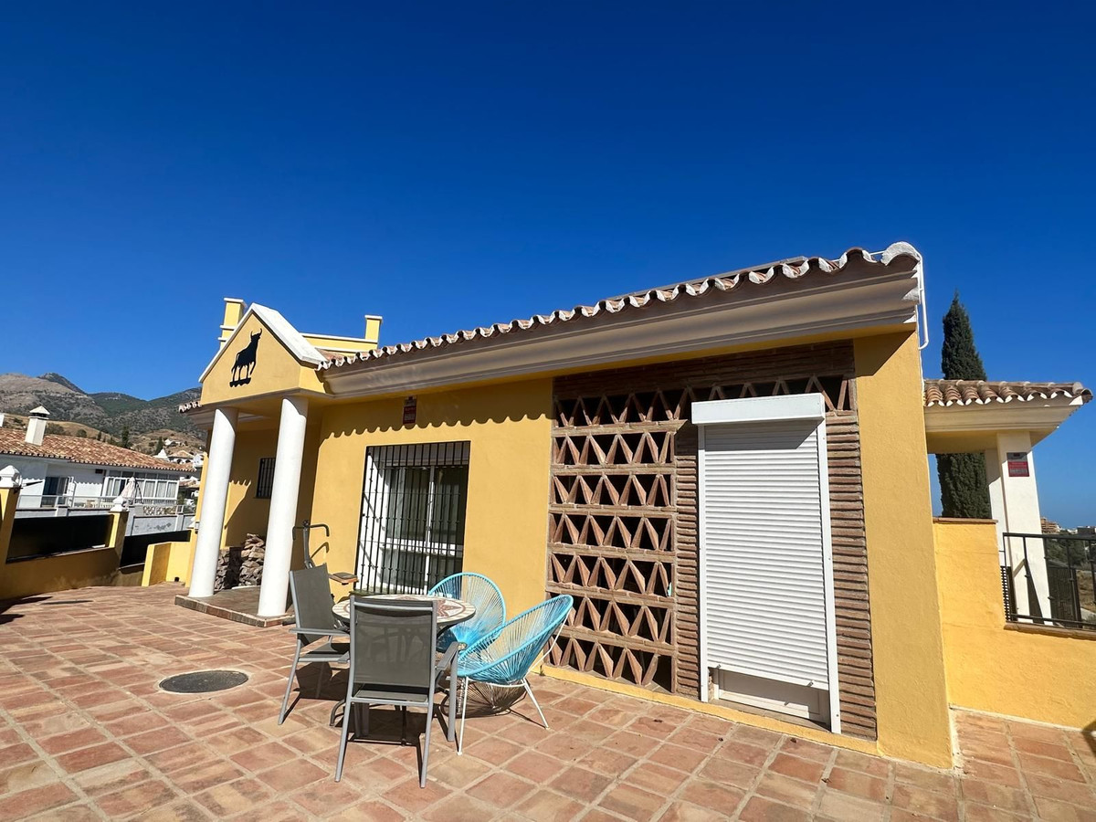 4 Bed Townhouse for sale in Mijas Costa Costa Del Sol, Málaga, Spain
