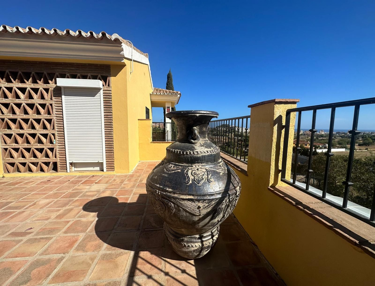 4 Bed Townhouse for sale in Mijas Costa Costa Del Sol, Málaga, Spain