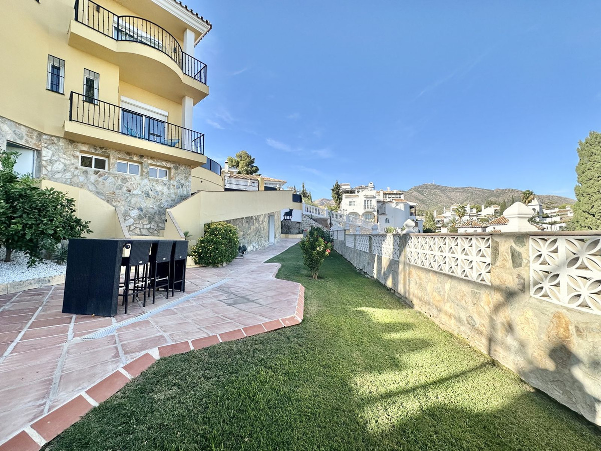 4 Bed Townhouse for sale in Mijas Costa Costa Del Sol, Málaga, Spain