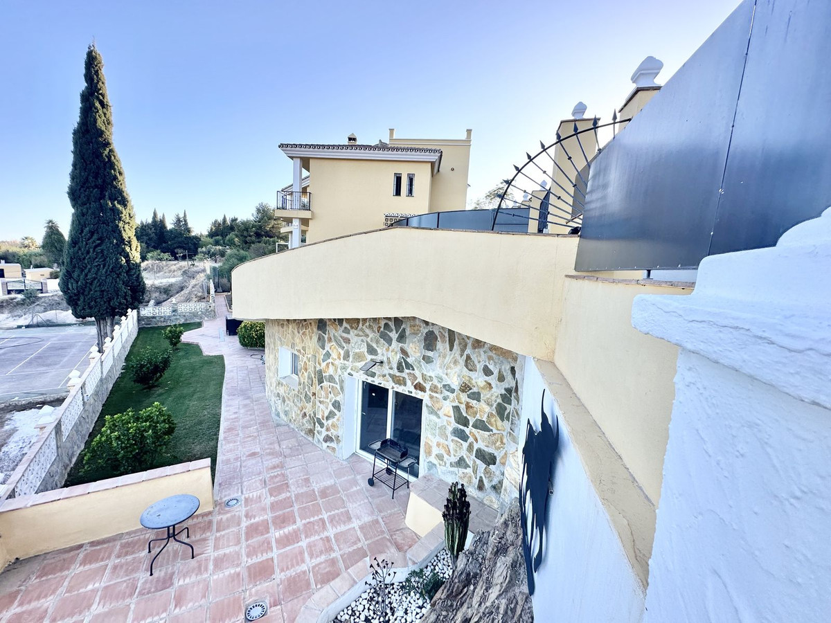 4 Bed Townhouse for sale in Mijas Costa Costa Del Sol, Málaga, Spain