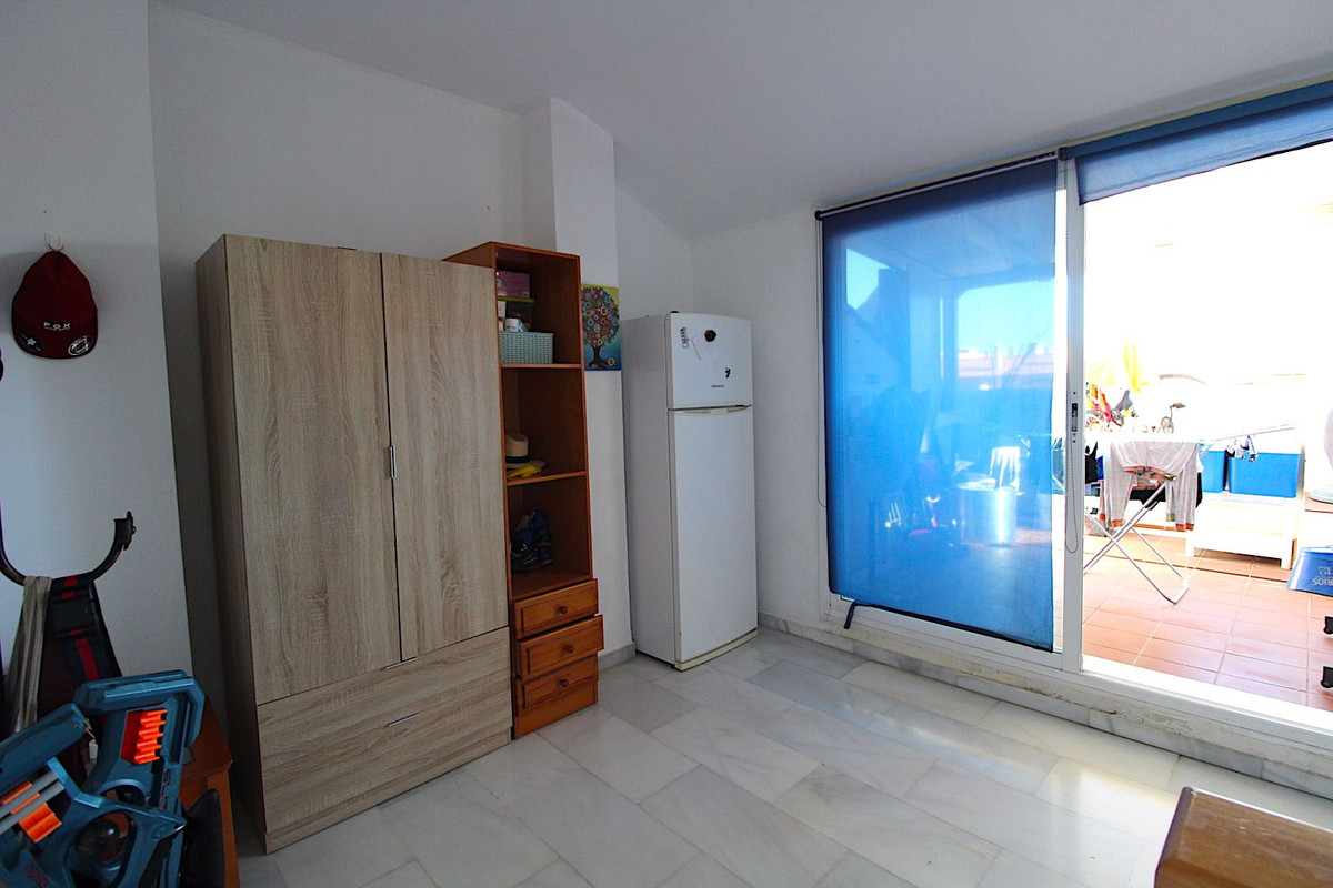 2 Bed Apartment for sale in San Pedro De Alcántara Costa Del Sol, Málaga, Spain