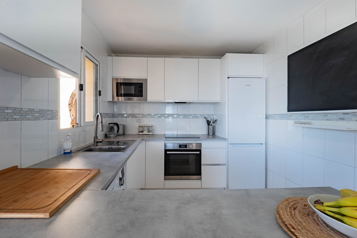2 Bed Apartment for sale in Torrenueva Costa Del Sol, Málaga, Spain