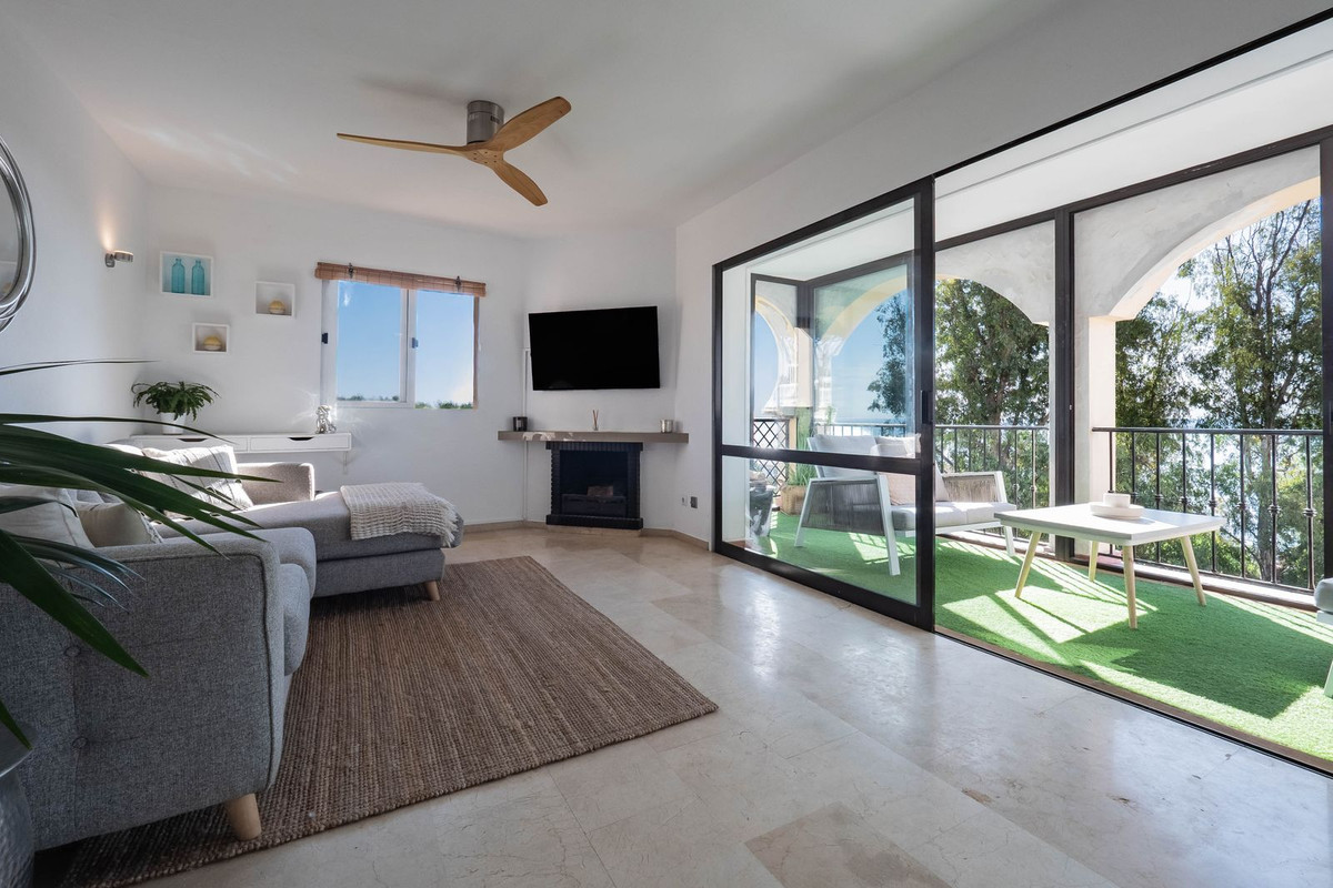 2 Bed Apartment for sale in Torrenueva Costa Del Sol, Málaga, Spain