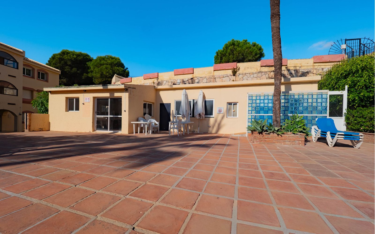 2 Bed Apartment for sale in Torrenueva Costa Del Sol, Málaga, Spain