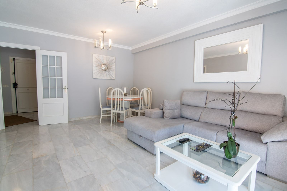 2 Bed Apartment for sale in Manilva Costa Del Sol, Málaga, Spain
