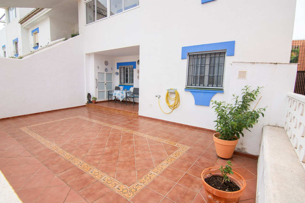 2 Bed Apartment for sale in Manilva Costa Del Sol, Málaga, Spain