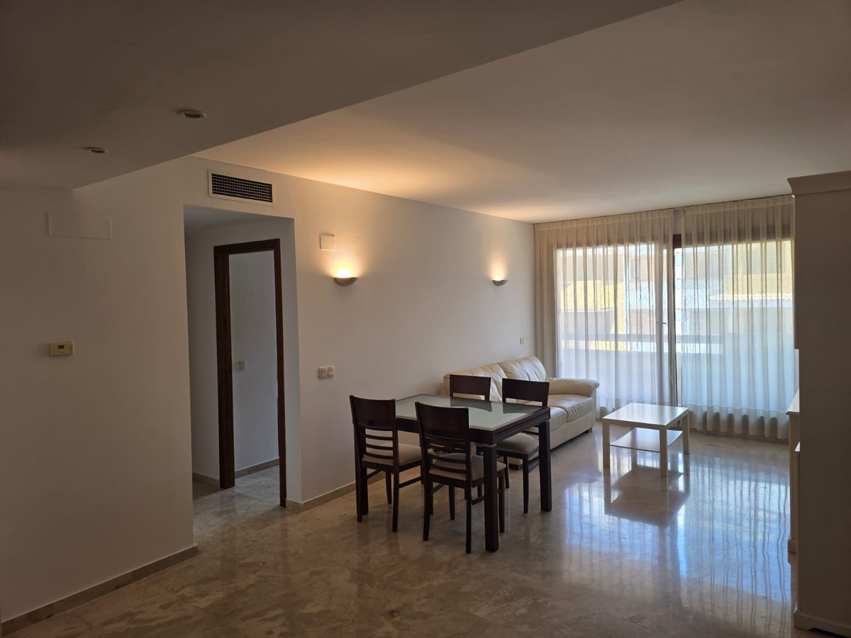 Se vende Apartamento Planta Media de 2 dormitorios en Costa Blanca, Alicante, España