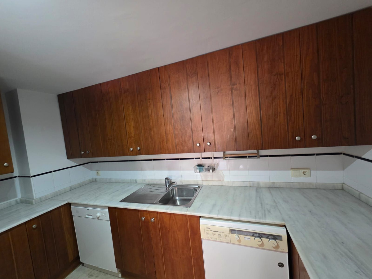 Se vende Apartamento Planta Media de 2 dormitorios en Costa Blanca, Alicante, España