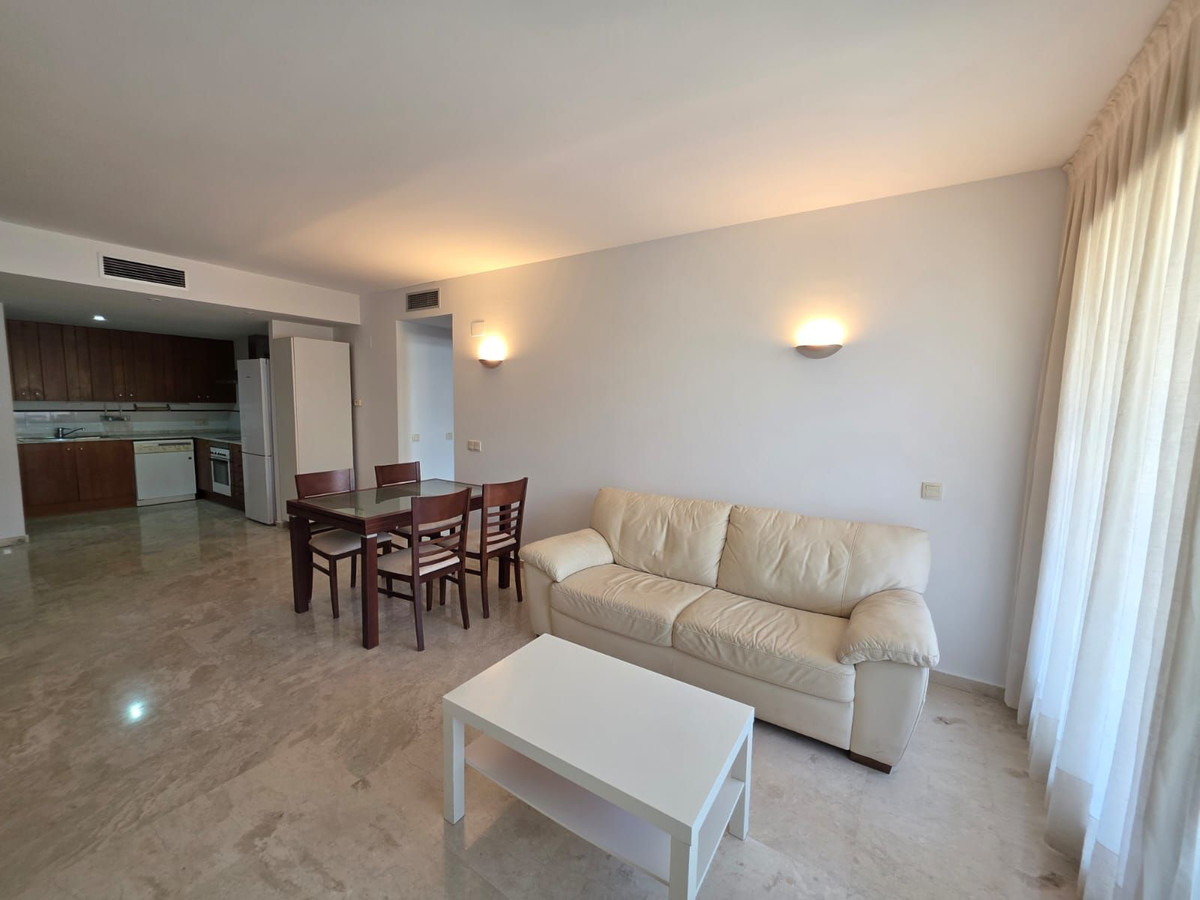 Se vende Apartamento Planta Media de 2 dormitorios en Costa Blanca, Alicante, España