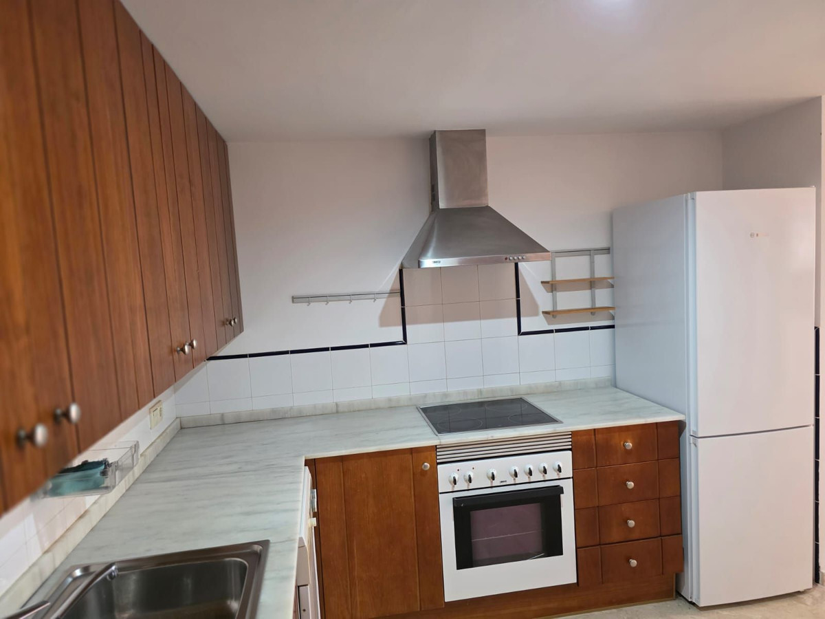 Se vende Apartamento Planta Media de 2 dormitorios en Costa Blanca, Alicante, España
