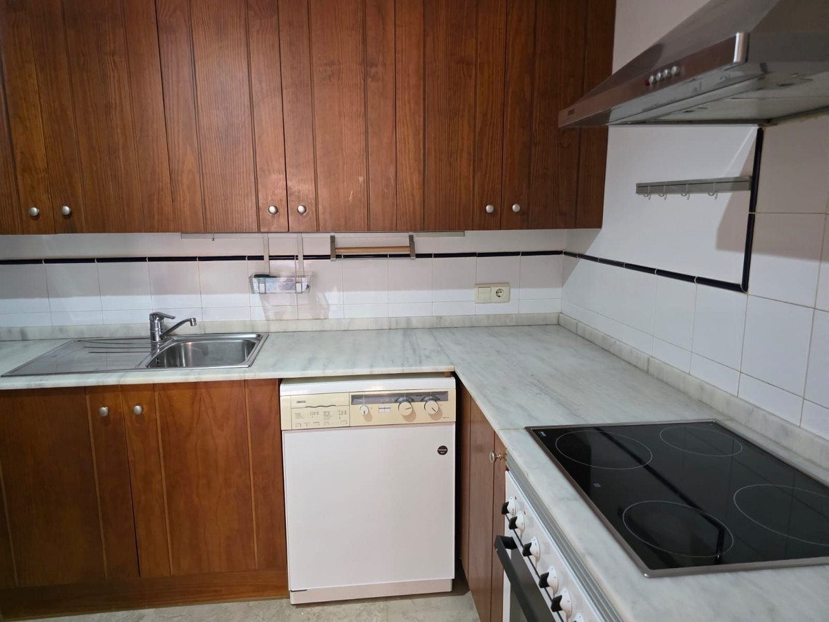 Se vende Apartamento Planta Media de 2 dormitorios en Costa Blanca, Alicante, España