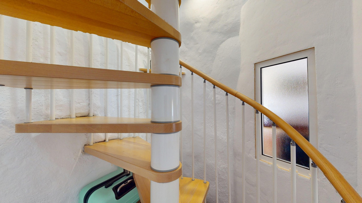 4 Bed Townhouse for sale in Vélezmálaga Costa Del Sol East, Málaga, Spain