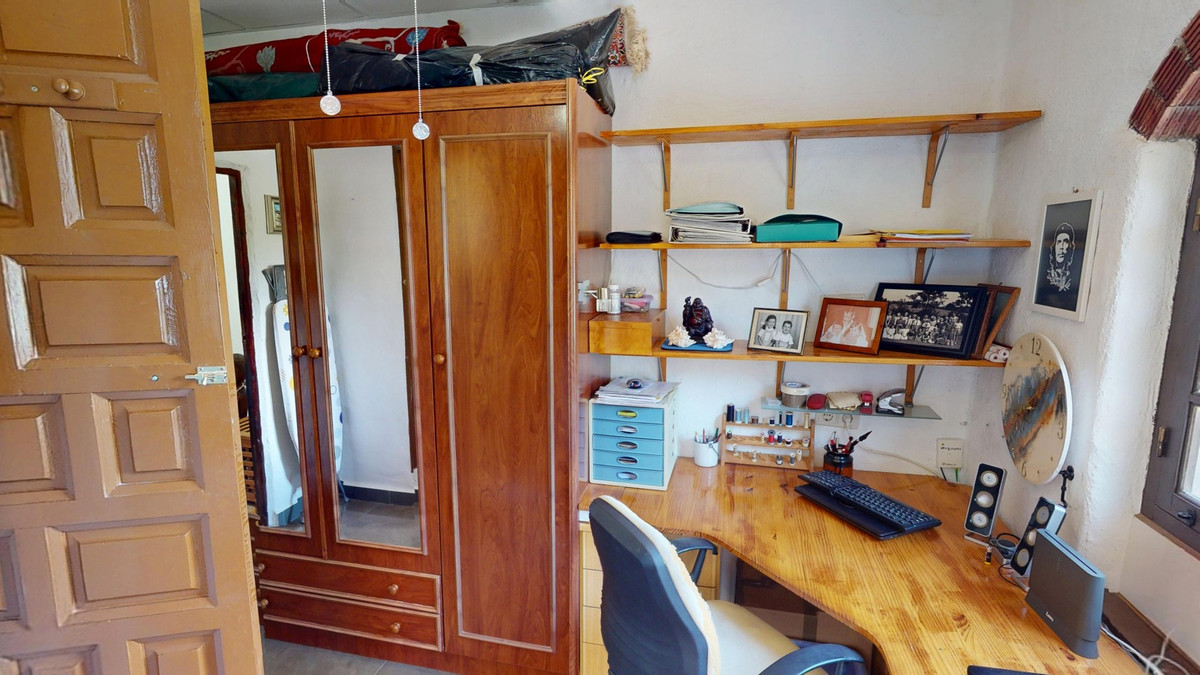 4 Bed Townhouse for sale in Vélezmálaga Costa Del Sol East, Málaga, Spain