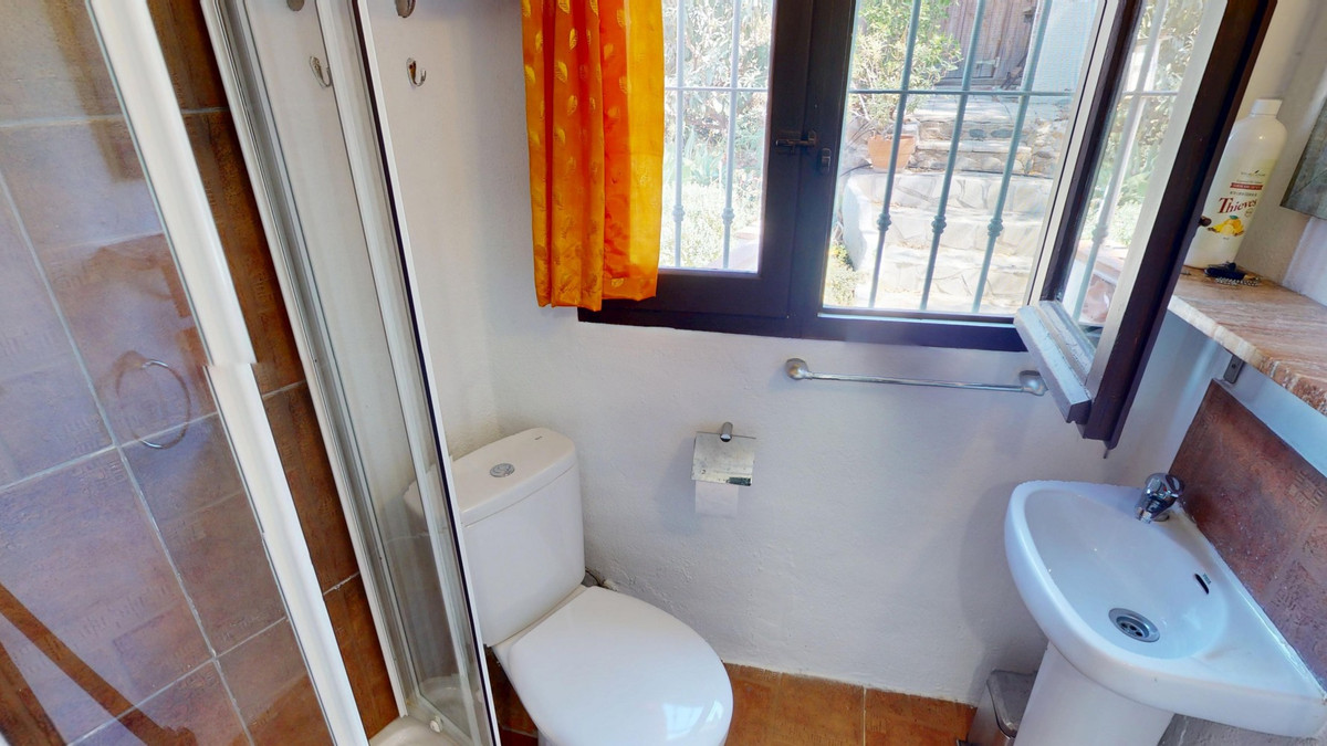 4 Bed Townhouse for sale in Vélezmálaga Costa Del Sol East, Málaga, Spain