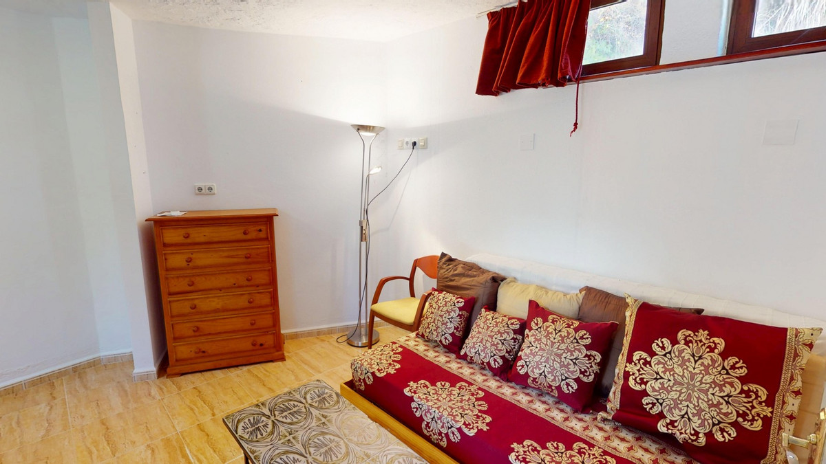 4 Bed Townhouse for sale in Vélezmálaga Costa Del Sol East, Málaga, Spain