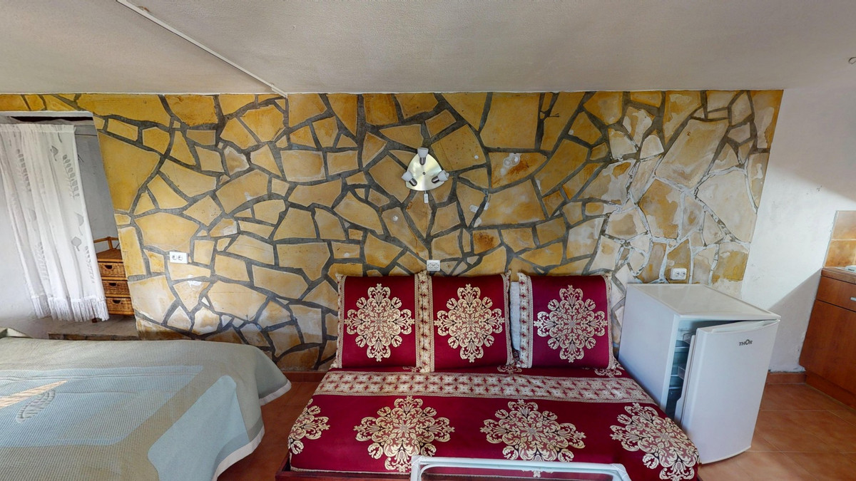 4 Bed Townhouse for sale in Vélezmálaga Costa Del Sol East, Málaga, Spain