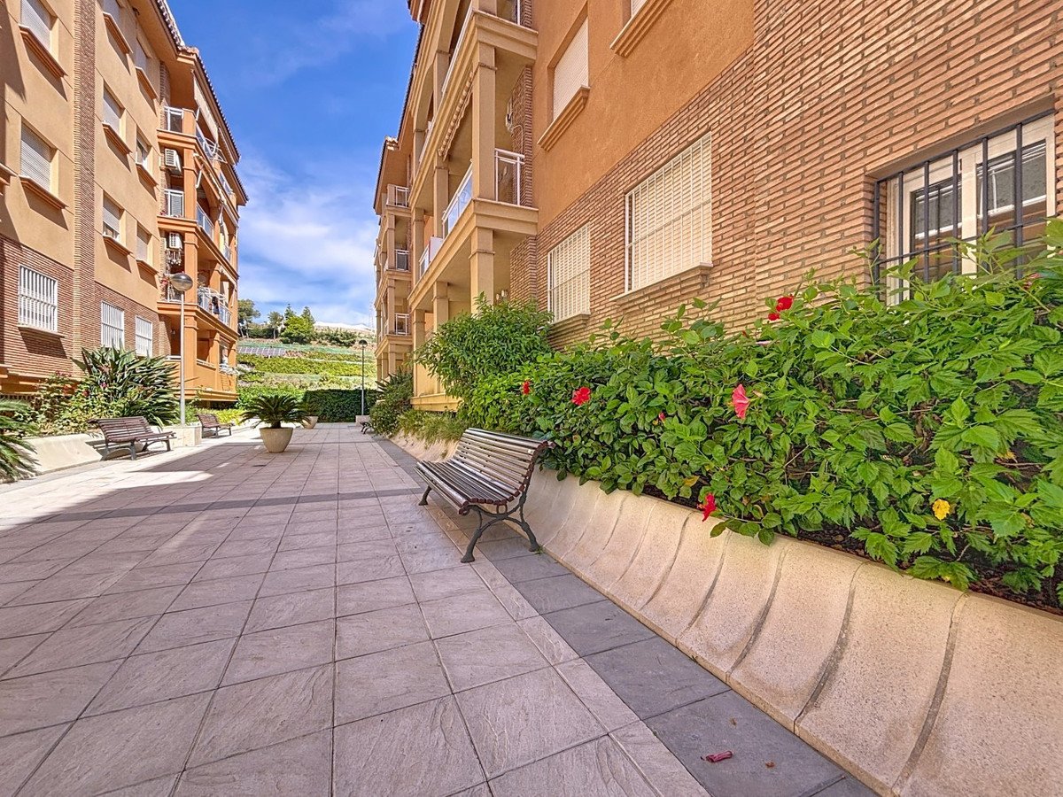Se vende Apartamento Planta Media de 1 dormitorios en Costa Del Sol East, Málaga, España