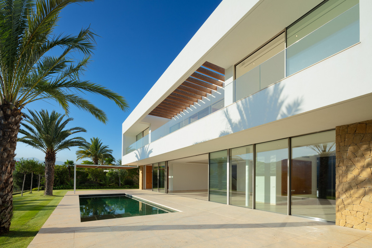 Se vende Villa - Chalet de 5 dormitorios en Costa Del Sol, Málaga, España