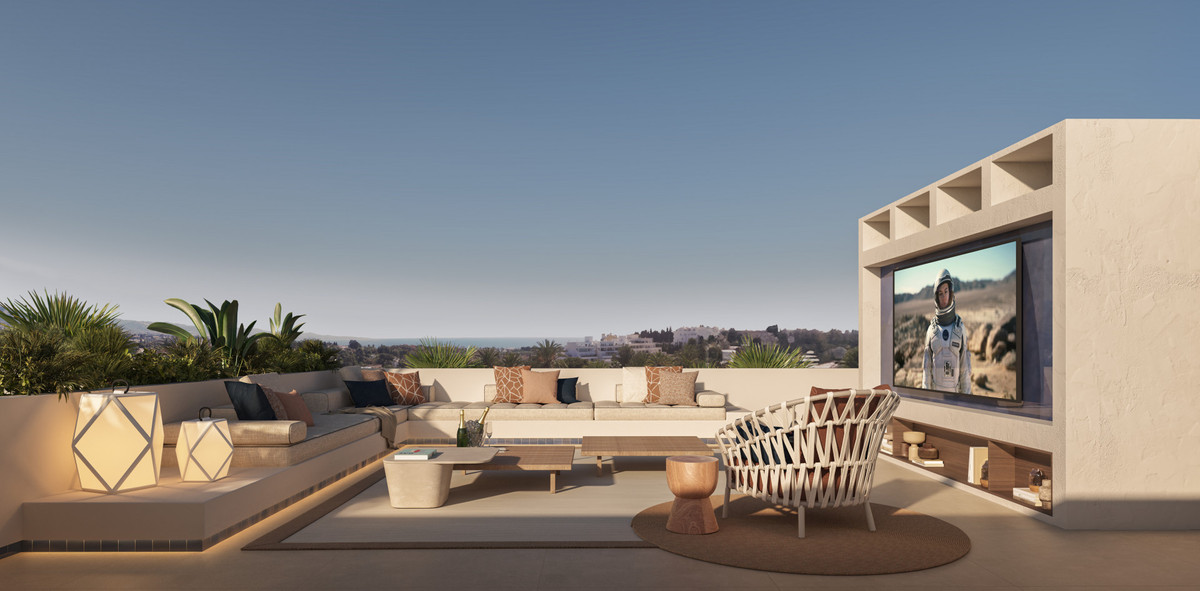 6 Bed Townhouse for sale in Nueva Andalucía Costa Del Sol, Málaga, Spain