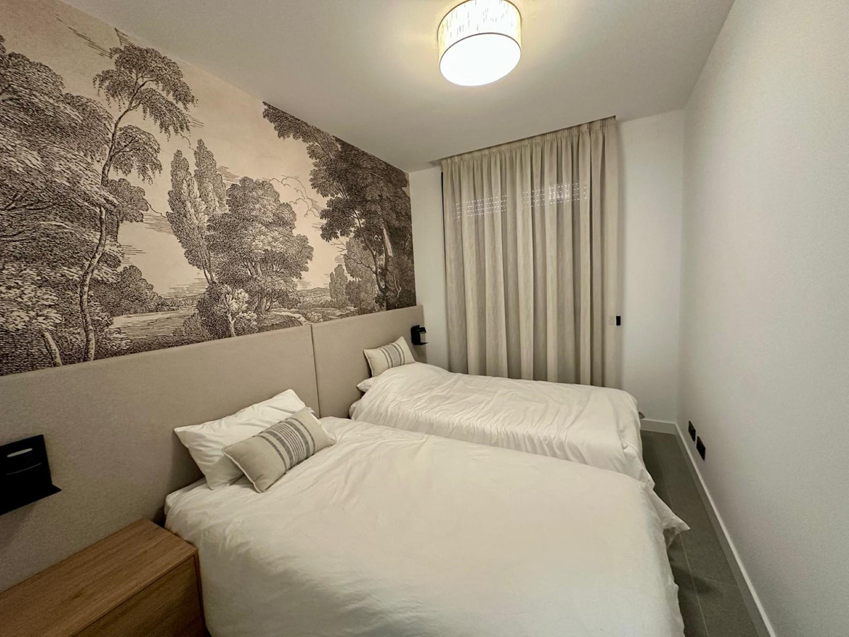 3 Bed Apartment for sale in Altos De Los Monteros Costa Del Sol, Málaga, Spain