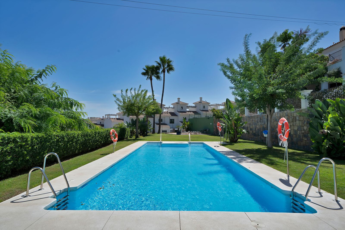 4 Bed Townhouse for sale in Estepona Costa Del Sol, Málaga, Spain