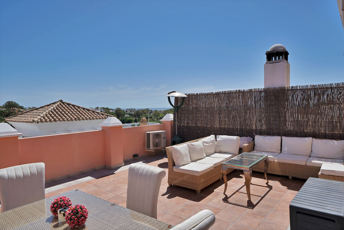 4 Bed Townhouse for sale in Estepona Costa Del Sol, Málaga, Spain