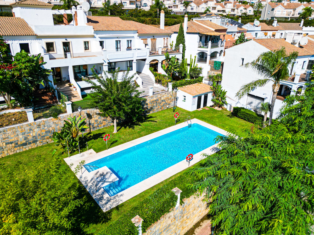4 Bed Townhouse for sale in Estepona Costa Del Sol, Málaga, Spain
