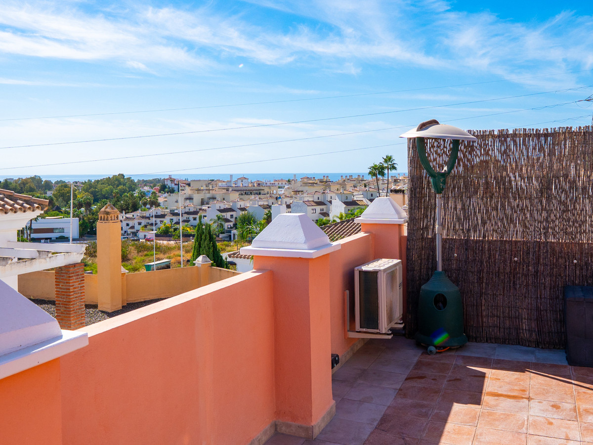 4 Bed Townhouse for sale in Estepona Costa Del Sol, Málaga, Spain