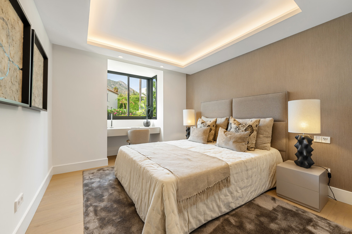 Se vende Villa - Chalet de 5 dormitorios en Costa Del Sol, Málaga, España