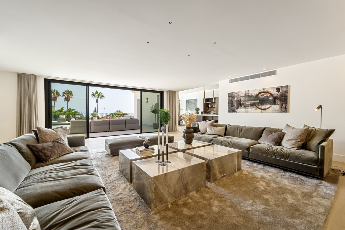 Se vende Villa - Chalet de 5 dormitorios en Costa Del Sol, Málaga, España