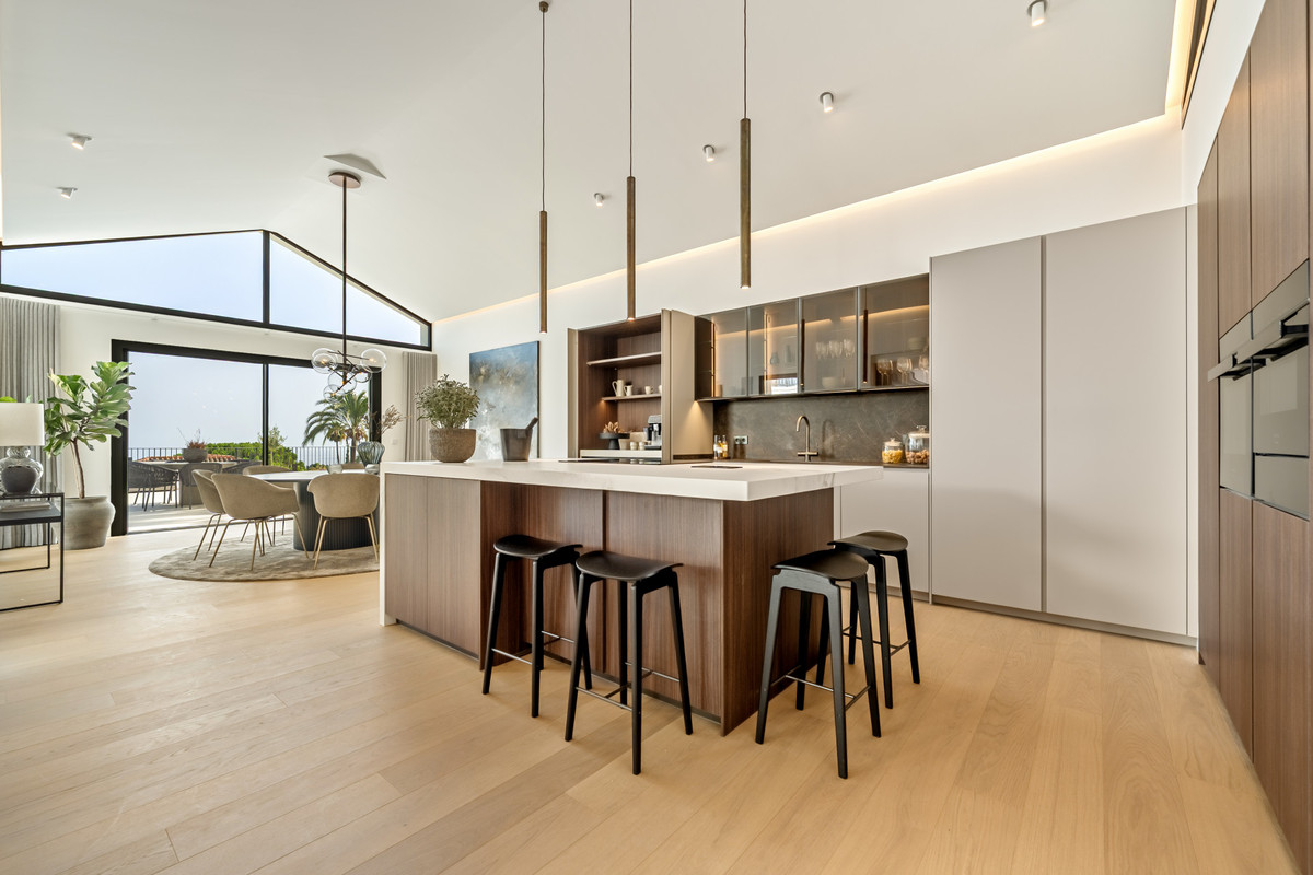 Se vende Villa - Chalet de 5 dormitorios en Costa Del Sol, Málaga, España
