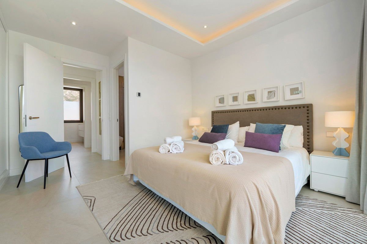 Se vende Villa - Chalet de 6 dormitorios en Costa Del Sol, Málaga, España