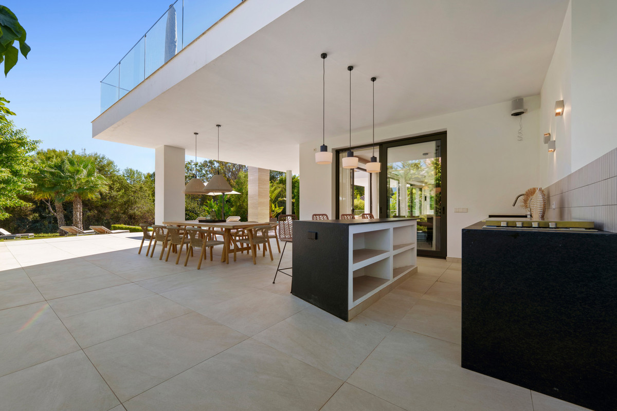 Se vende Villa - Chalet de 6 dormitorios en Costa Del Sol, Málaga, España