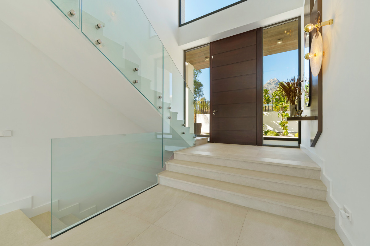 Se vende Villa - Chalet de 6 dormitorios en Costa Del Sol, Málaga, España