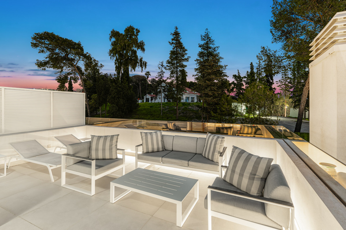 Se vende Pareada de 4 dormitorios en Costa Del Sol, Málaga, España
