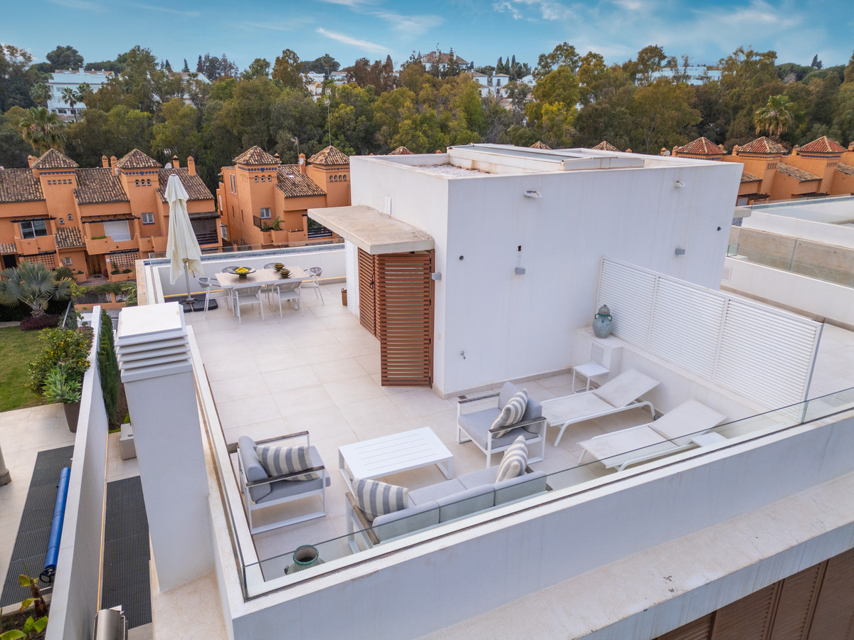 Se vende Pareada de 4 dormitorios en Costa Del Sol, Málaga, España
