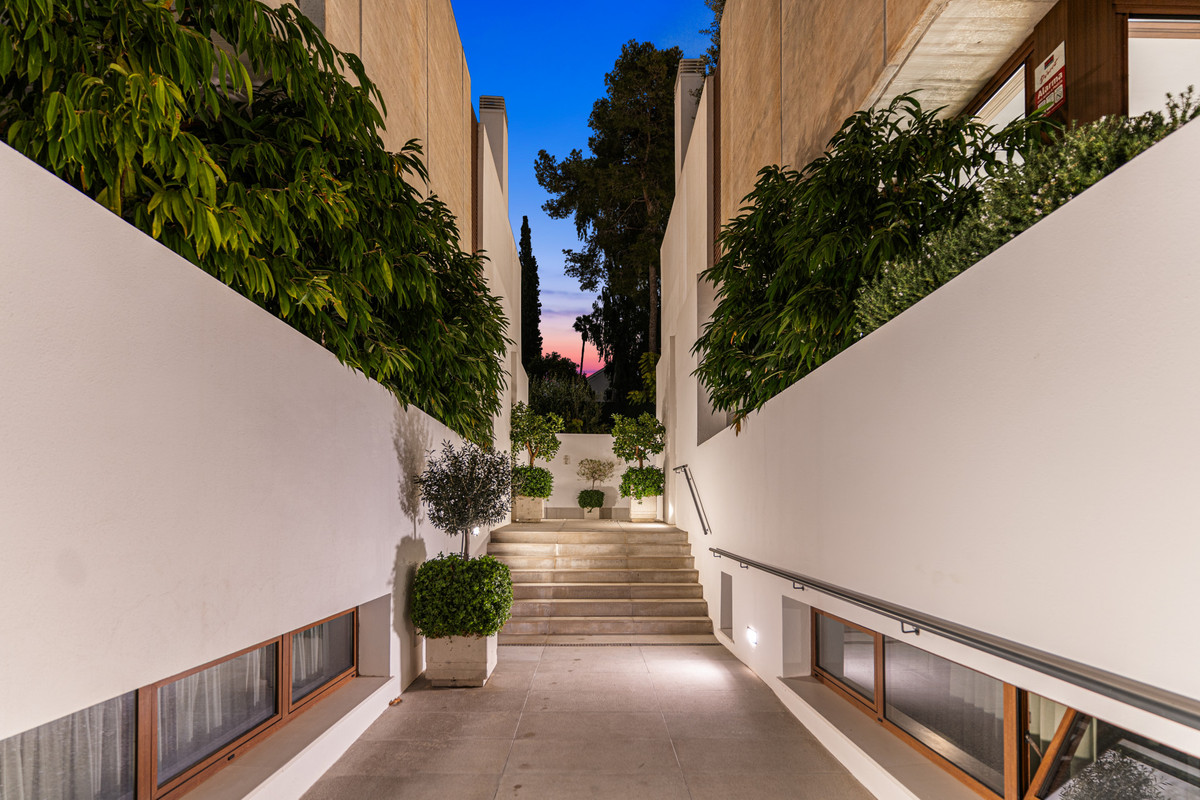 Se vende Pareada de 4 dormitorios en Costa Del Sol, Málaga, España
