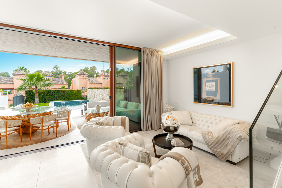 Se vende Pareada de 4 dormitorios en Costa Del Sol, Málaga, España