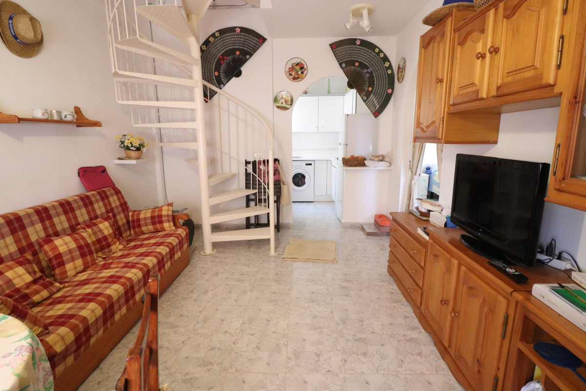 Se vende Apartamento Planta Baja de 2 dormitorios en Costa Blanca, Alicante, España