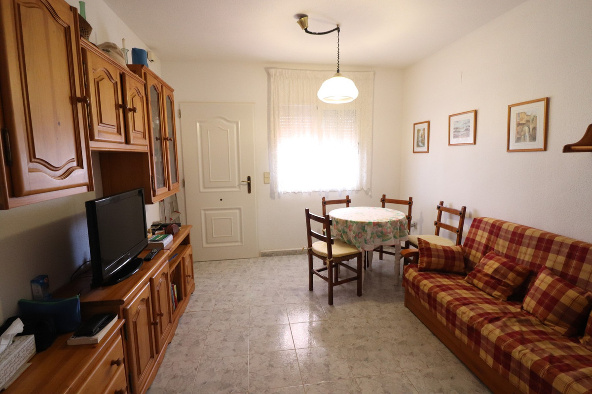 Se vende Apartamento Planta Baja de 2 dormitorios en Costa Blanca, Alicante, España