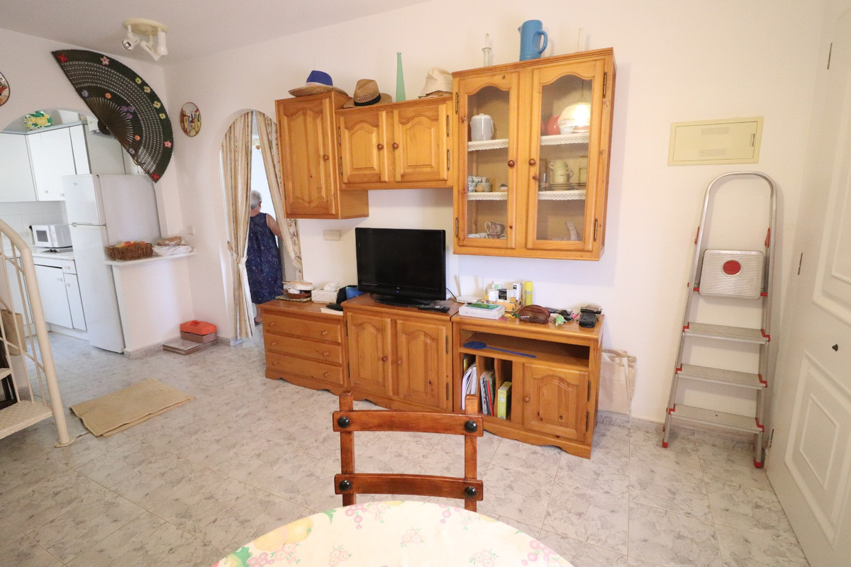 Se vende Apartamento Planta Baja de 2 dormitorios en Costa Blanca, Alicante, España