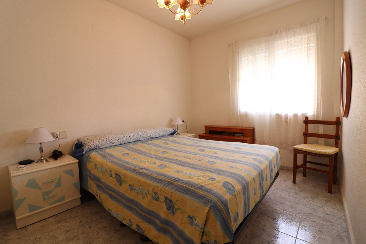 Se vende Apartamento Planta Baja de 2 dormitorios en Costa Blanca, Alicante, España