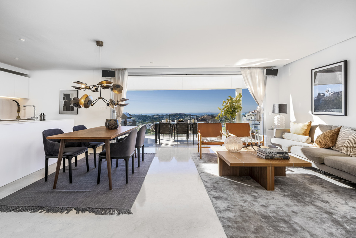 3 Bed Apartment for sale in Nueva Andalucía Costa Del Sol, Málaga, Spain