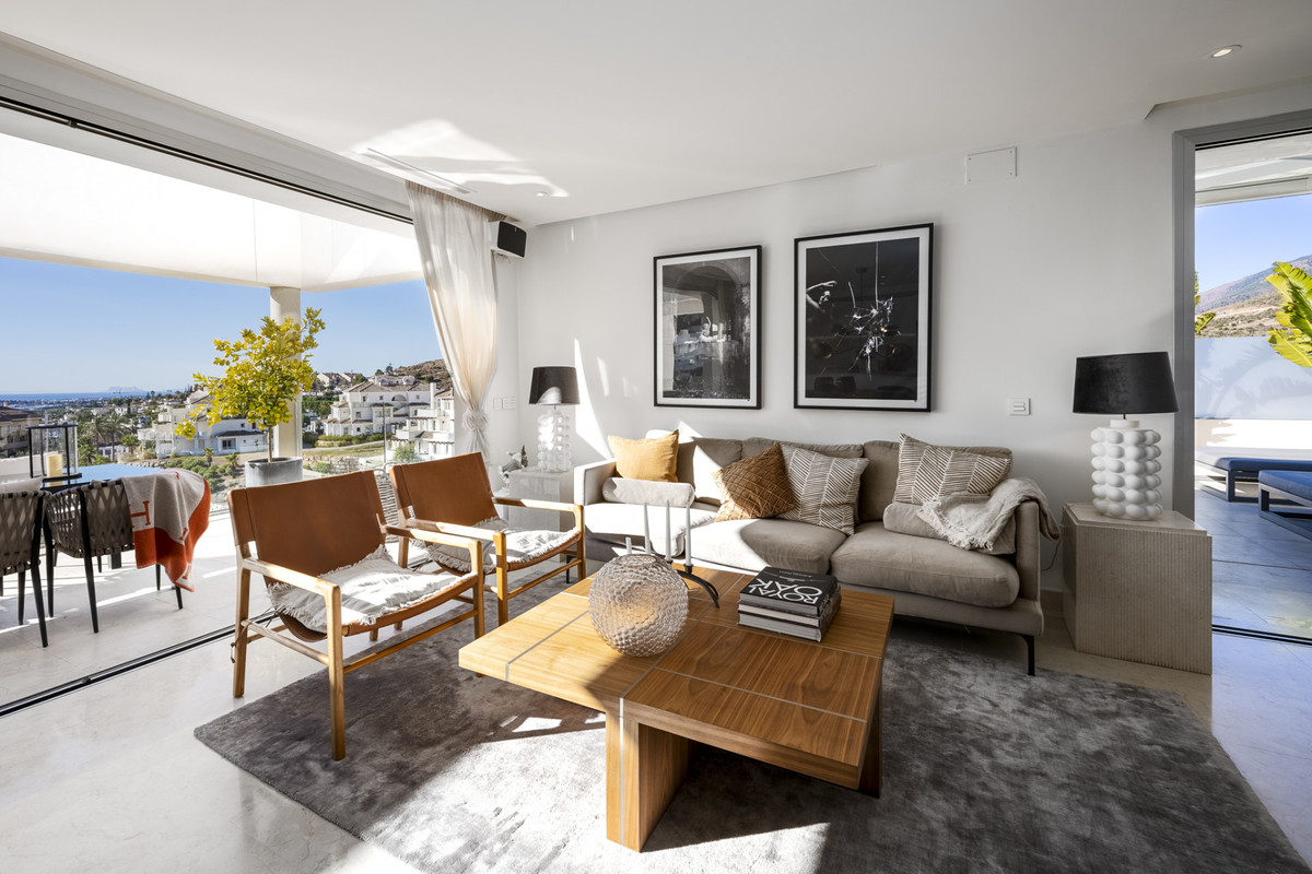 3 Bed Apartment for sale in Nueva Andalucía Costa Del Sol, Málaga, Spain