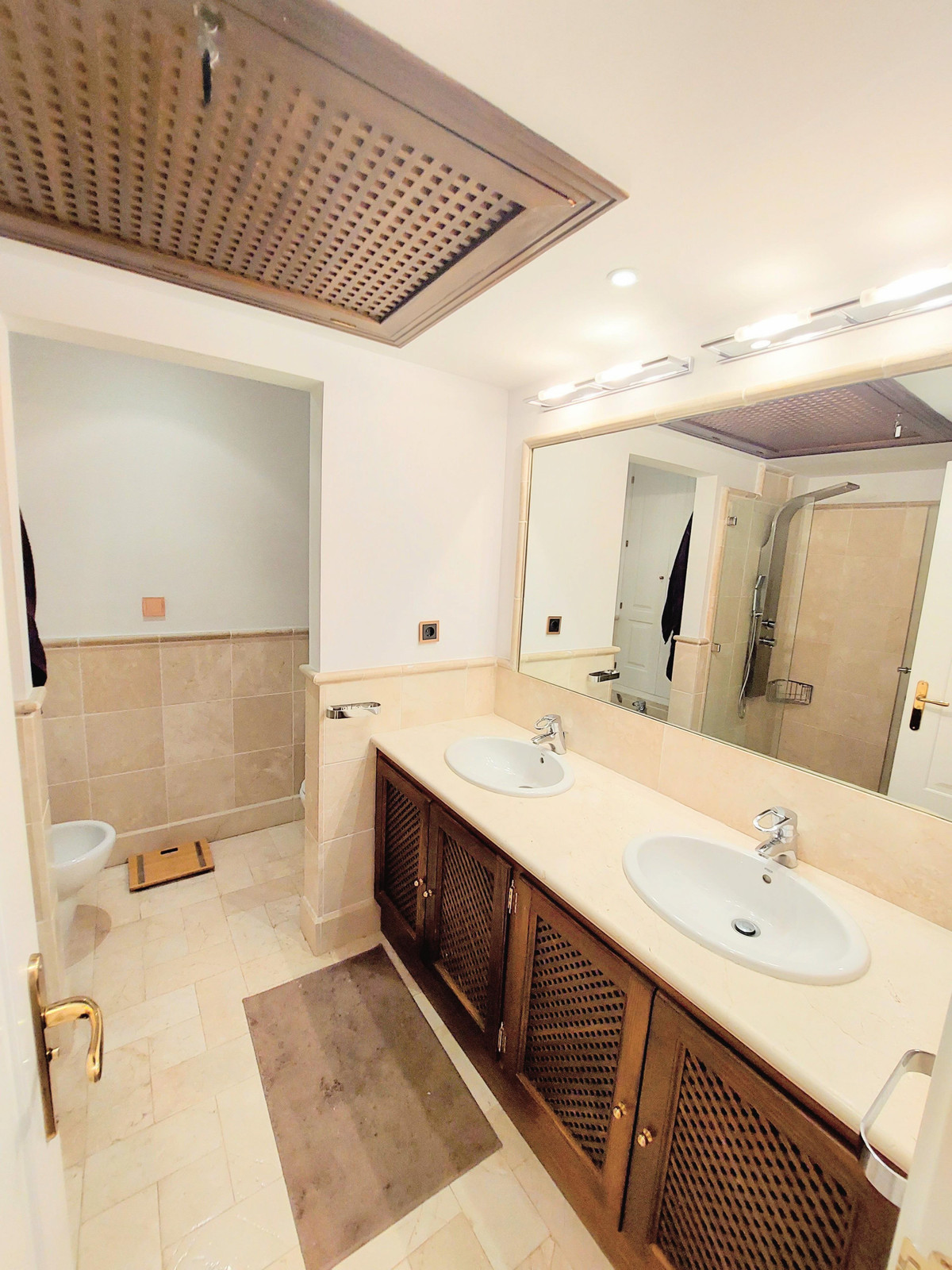 2 Bed Apartment for sale in Marbella Costa Del Sol, Málaga, Spain